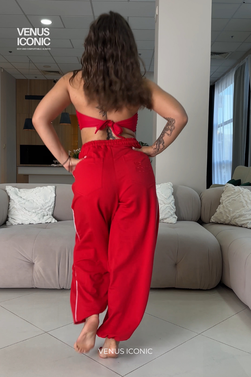 RED CARGO