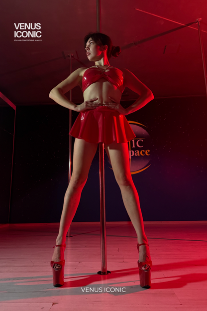 TOP BELLE & SKIRT GLOSSY